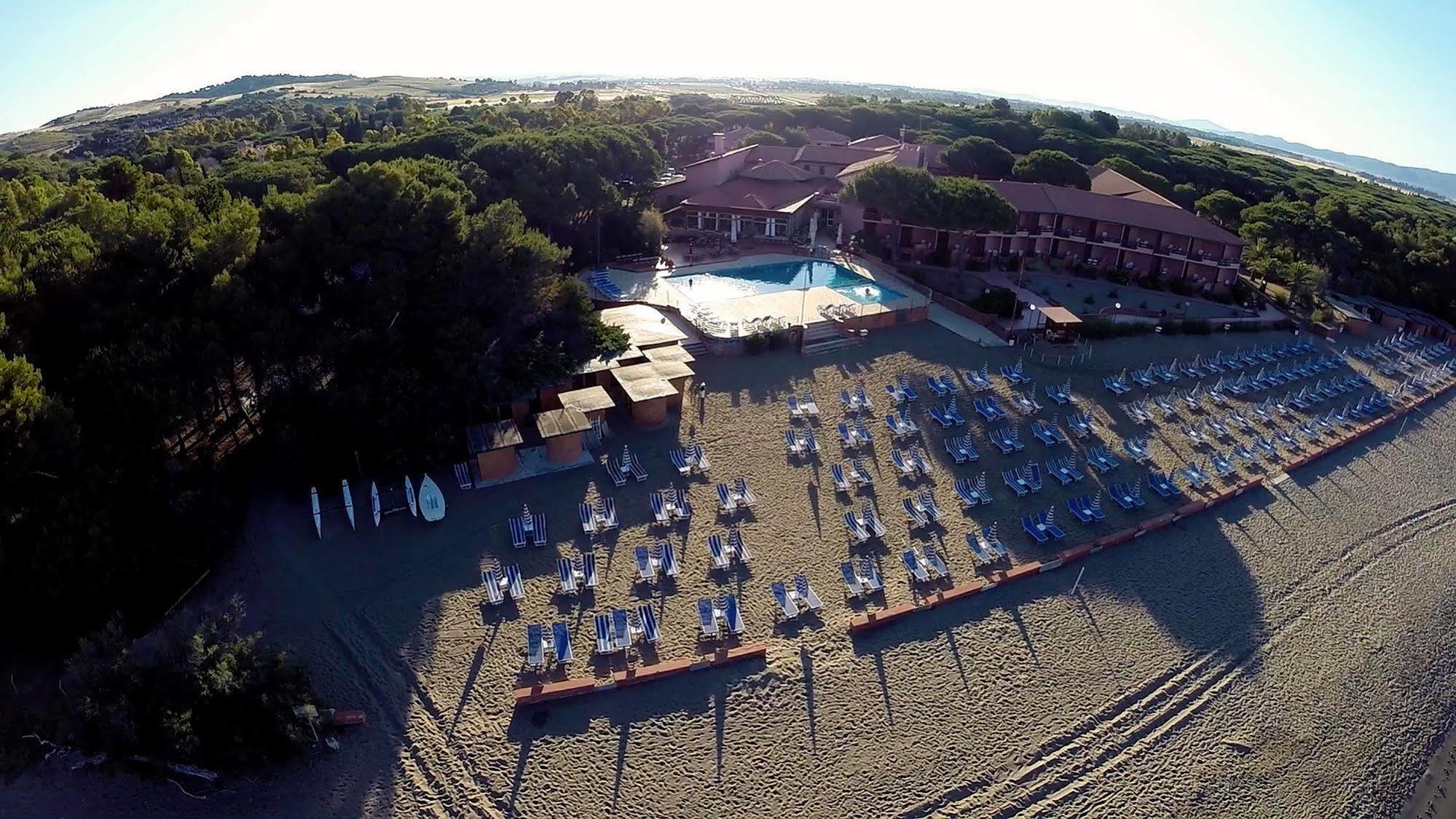 Hotel Corte Dei Butteri Fonteblanda Buitenkant foto